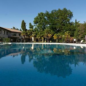 Logis Hotel Restaurant Spa Les Oliviers